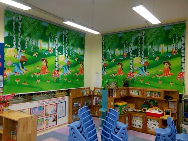 Rèm cửa trường học, Rèm cửa trường học